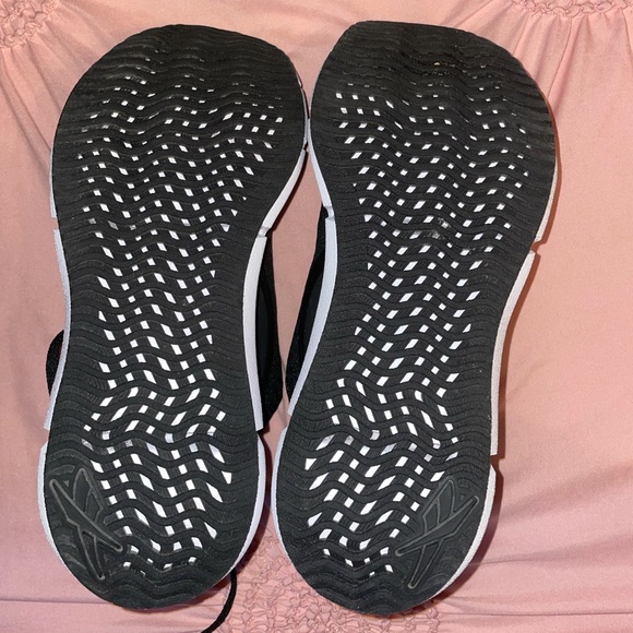 Reebok comfort ortholite shoes - Picture 2 of 3